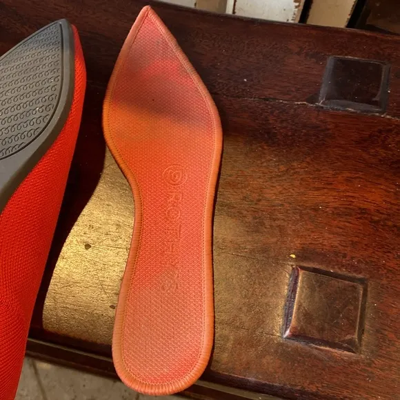 Rothy’s pointed toe flats chili red  size 7.5