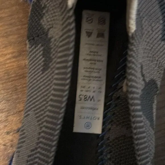 Rothy's Round Toe Flats Slip On Shoes in Retired Grey Camo size 8. 5/ excellent