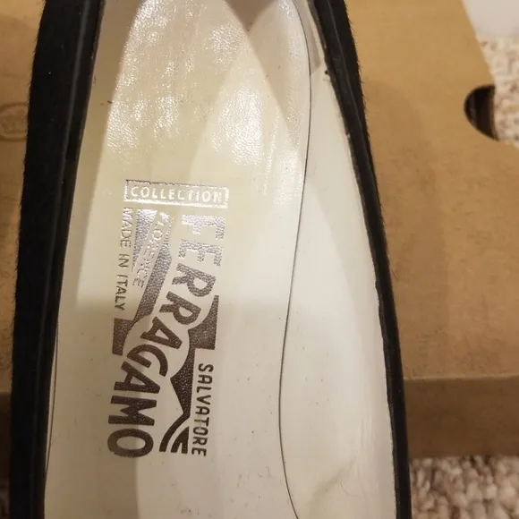 SALVATORE FERRAGAMO Black Size 8 Heels