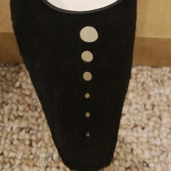SALVATORE FERRAGAMO Black Size 8 Heels