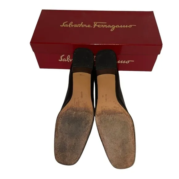 Salvatore Ferragamo Leather Woman Shoes Size 7.5