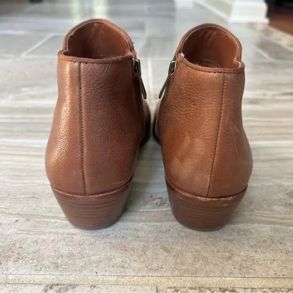 Sam Edelman Petty Chelsea Brown Leather Ankle Bootie, Size 8.