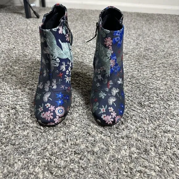 Sam Edelman Size 6.5 Cambell Floral Brocade Jacquard Embroidered Boots New