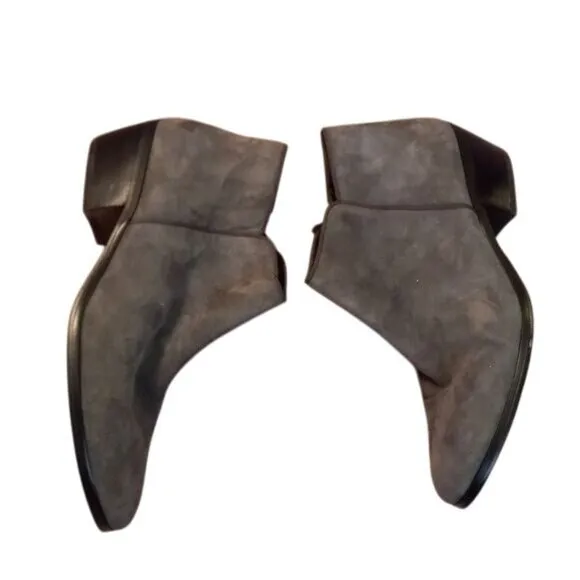 Sam Edelman Size 8 Gray Suede Chelsea Ankle Boots Booties Side Zippers Shoes