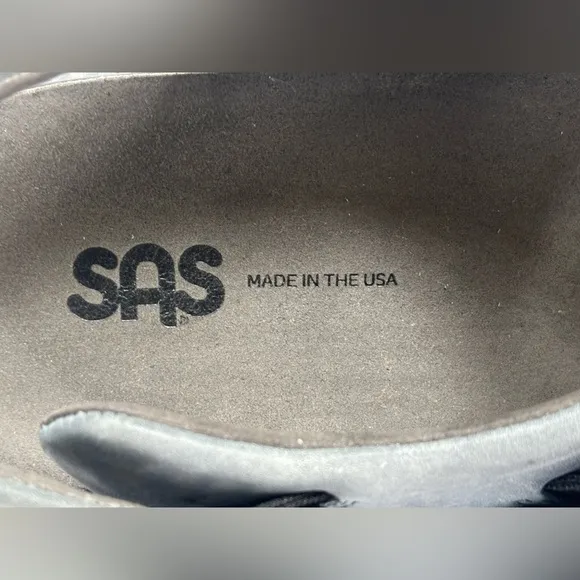 SAS Women Tripad Comfort Gray Sandals With Black Hardware Size 8.5