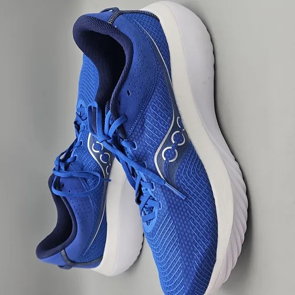 SAUCONY Kinvara Pro Running Shoes Superblue Indigo Size 14