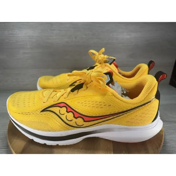 Saucony Women's Kinvara 13 Running Shoe, VIZIGLD/VIZIRED, 8