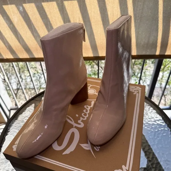 Sbicca Elegant Nude Ankle Boots - 9.5