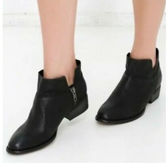 Seychelles Leather Booties Ankle Boots Black 7