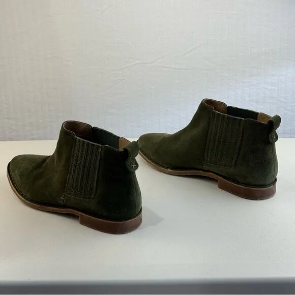 Seychelles Pool Cozy Chelsea Ankle Boots Olive Green Suede Leather Women Size 10
