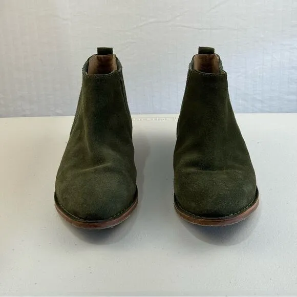 Seychelles Pool Cozy Chelsea Ankle Boots Olive Green Suede Leather Women Size 10