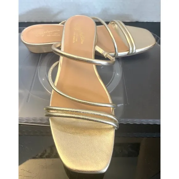 Seychelles ROCK CANDY SANDALS WOMENS Gold LEATHER STRAPPY SANDALS Size 8.5 NEW