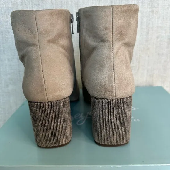 Seychelles Women's Ankle Boots Taupe