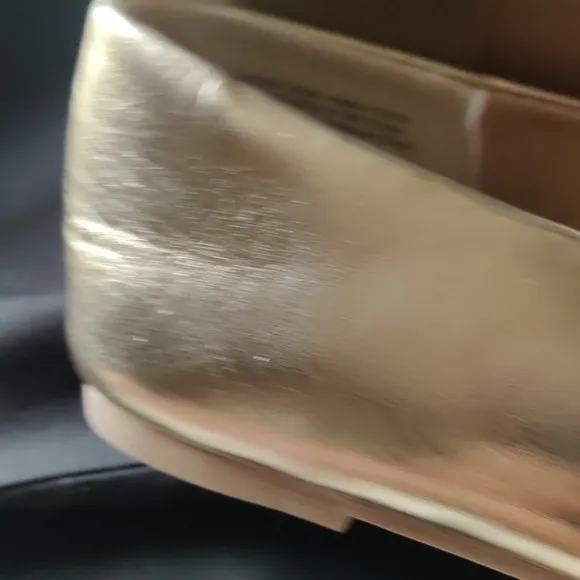 Seychelles Women's Flats Size 9 Gold