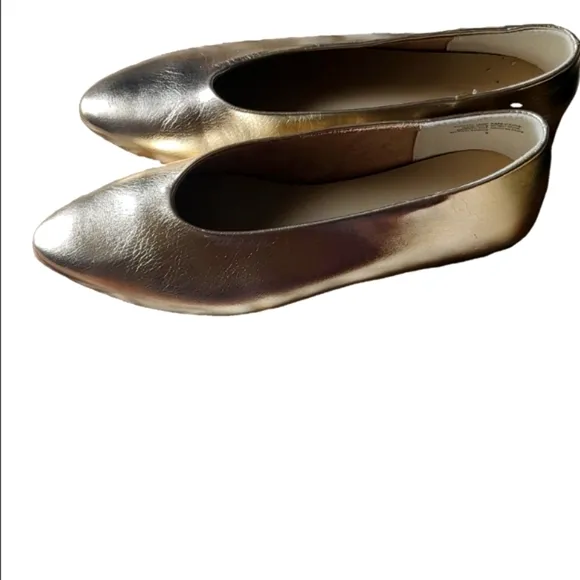 Seychelles Women's Flats Size 9 Gold