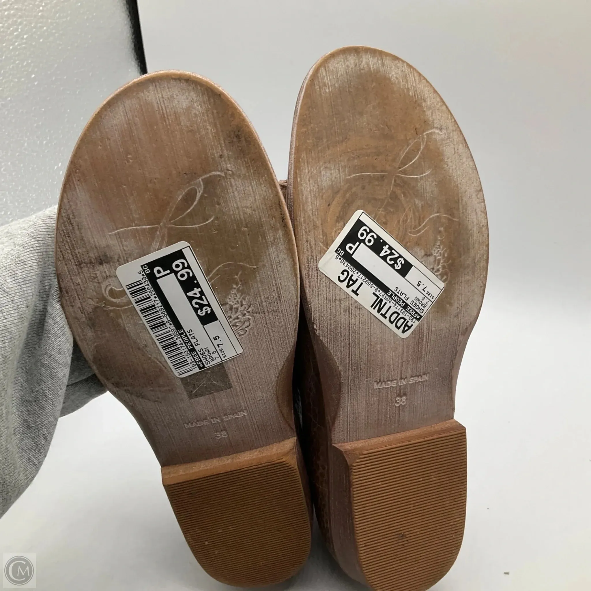 Shoes Flats By Free People In Brown, Size: 7.5
