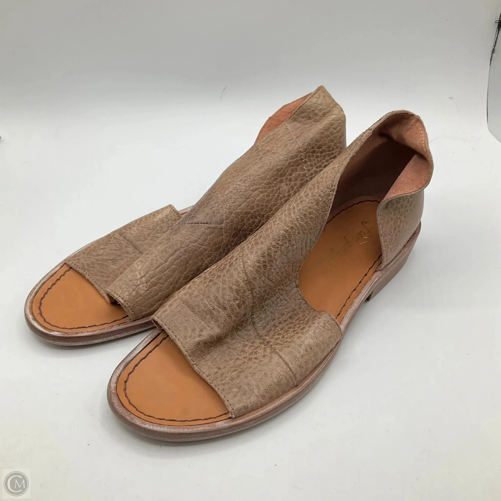 Shoes Flats By Free People In Brown, Size: 7.5