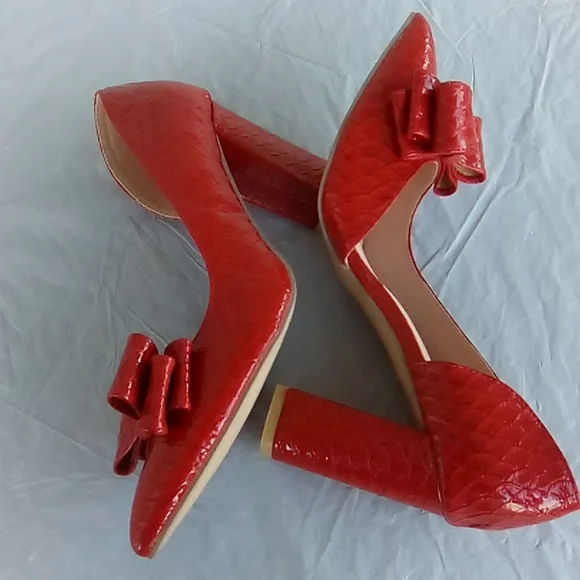 SHOES HIGH HEELS