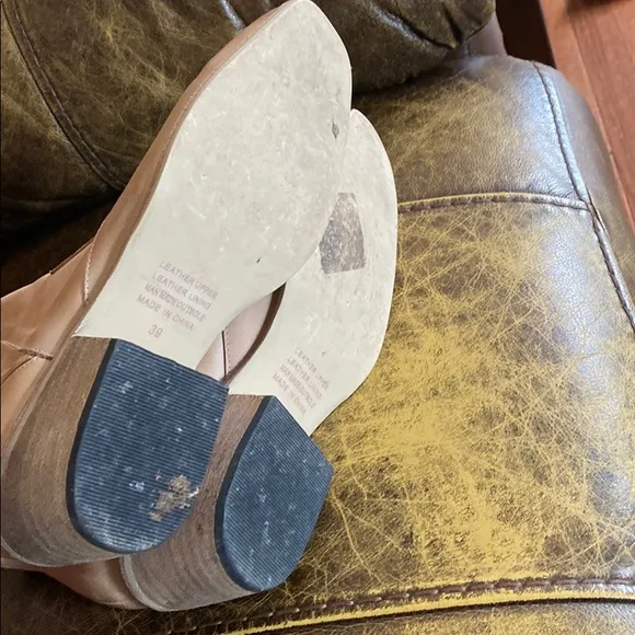 Silent D Lisbons Anthropologie 9 tan ankle boots