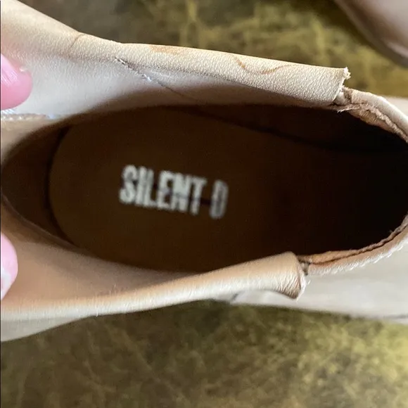 Silent D Lisbons Anthropologie 9 tan ankle boots