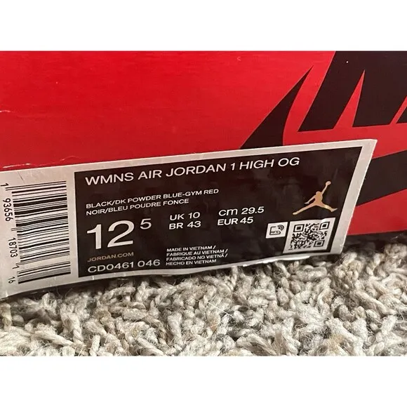 Size 12.5 Women’s Sz 11 Men’s - Jordan 1 High OG UNC To Chicago 2020