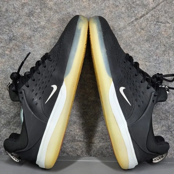 Size 8 - Nike Zoom Nyjah 3 SB Mens Running Shoes Black White Skate Sneakers