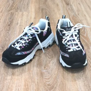 Skechers D'Lites Women's Sneakers Black with Strip Pattern Accent size 6.5