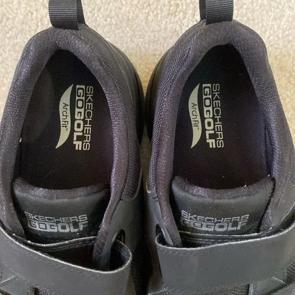 🌼Skechers golf shoes