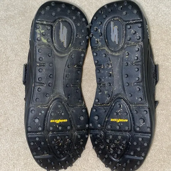 🌼Skechers golf shoes