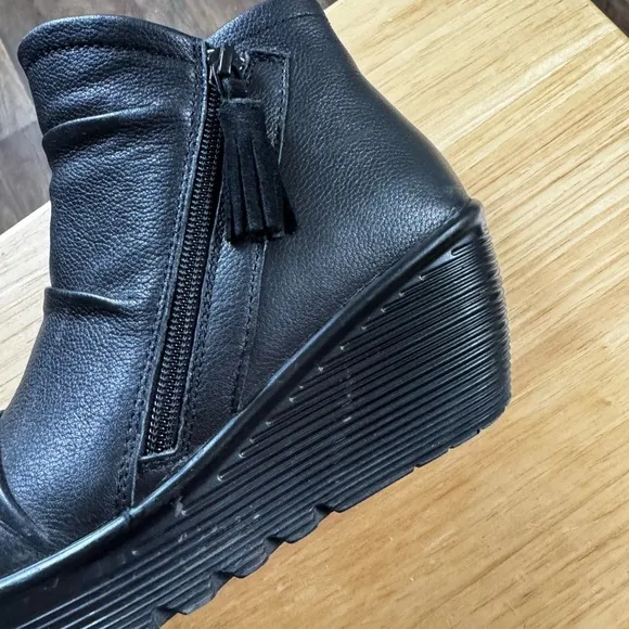Sketchers Ankle Boots Size 7