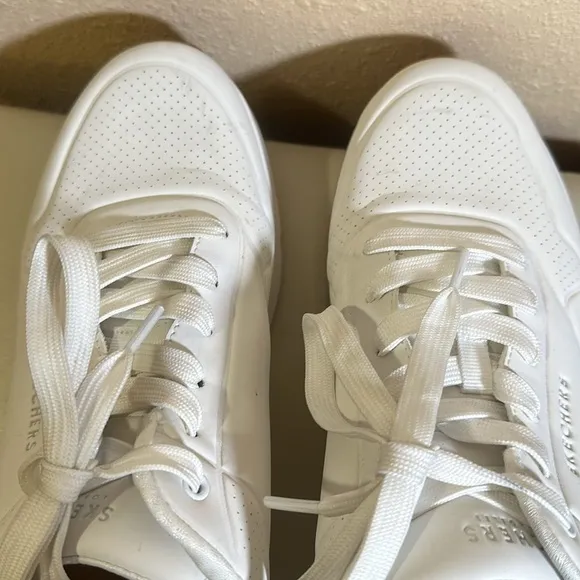 Sketchers Sneakers Uno Suited On Air in White
