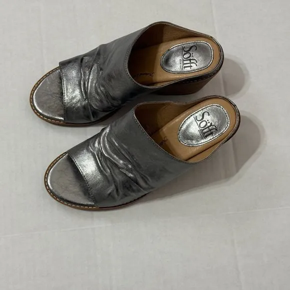 SOFFT Strathmore NWB Sz 8 Anthracite Italian Leather Comfort Sandals