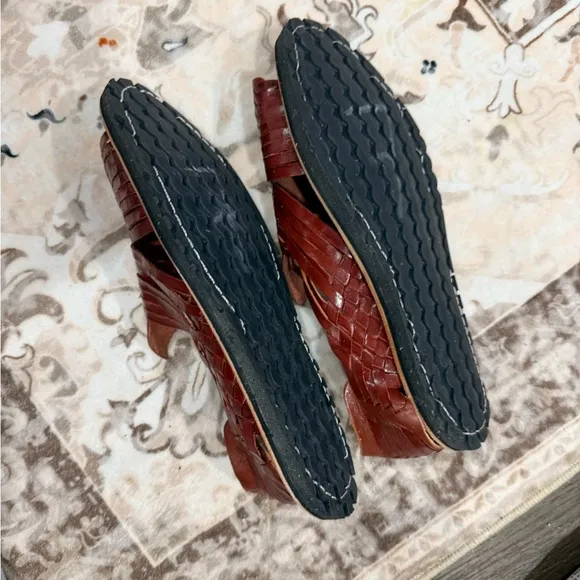 Sofia artesanal handmade in Mexico by artisan women all leather sandals in Sz 9