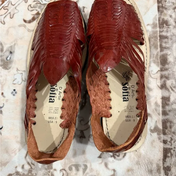 Sofia artesanal handmade in Mexico by artisan women all leather sandals in Sz 9