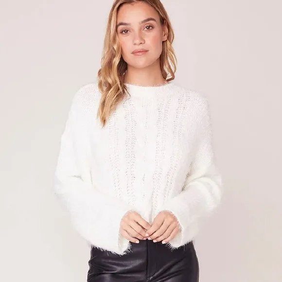 Soft Eyelash Cropped Cable Sweater BB Dakota Feelin Lashy Off White Size Small
