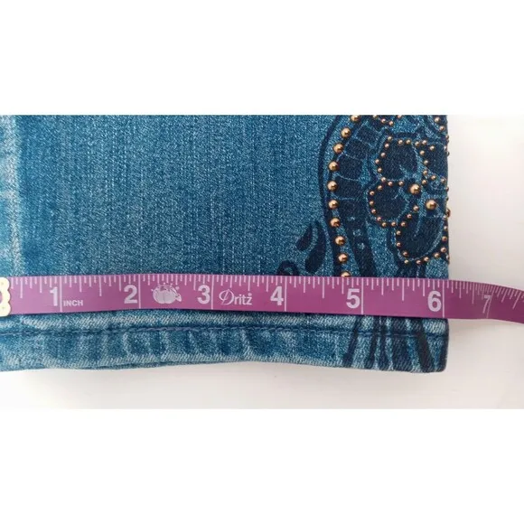 Soft Surroundings Jeans Womens Size 8  Med Wash Floral Embroidered Beaded
