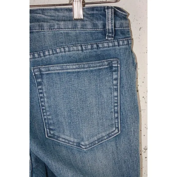 Soft Surroundings Jeans Womens Size 8  Med Wash Floral Embroidered Beaded
