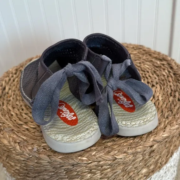 Softinos by Fly London Stylish Perforated Blue Sandals - 38 - Good Condition