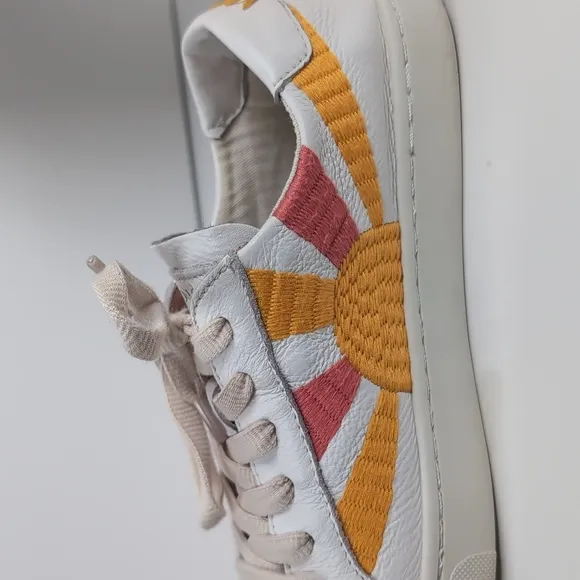Soludos x Lockhart Embroidery Rainbow Wave Athletic Shoes Good Vibes Wom…