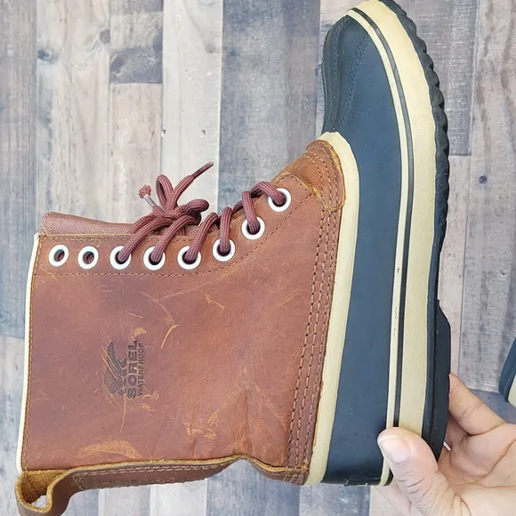 Sorel 1964 Premium Leather Cappuccino Winter Boots sz 7 men's  38 EU