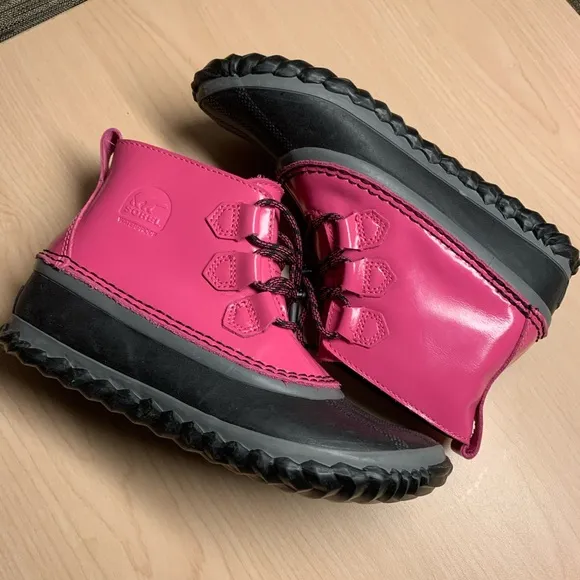 Sorel ankle boots girls