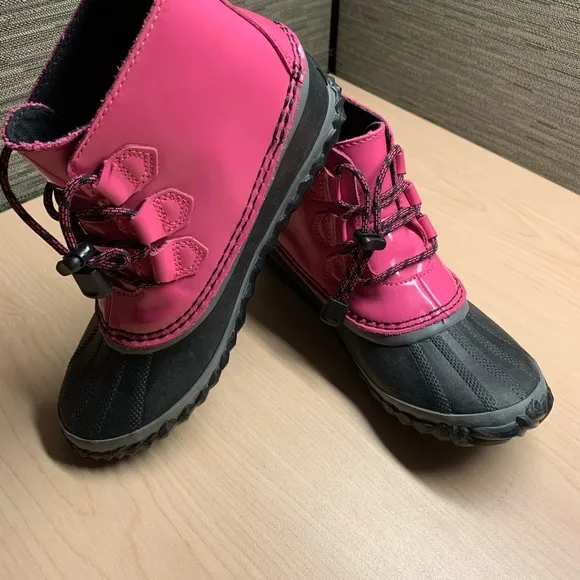Sorel ankle boots girls