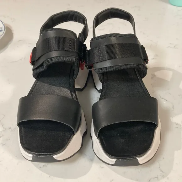 Sorel Black and White Sandals with Sporty Design