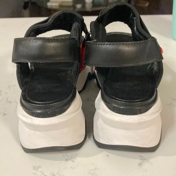 Sorel Black and White Sandals with Sporty Design