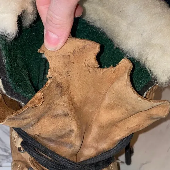 Sorel Caribou Leather Snow Boots Size 9