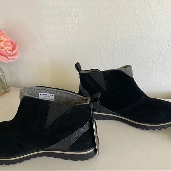 Sorel | Cozy Short Snow Boots
