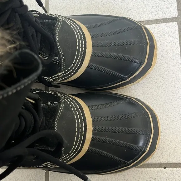 SOREL Joan of Arc Snow Boots - Size 8
