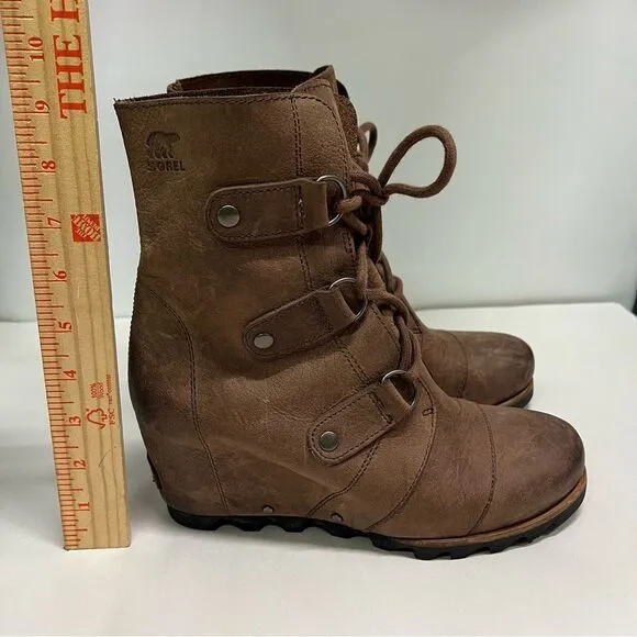 Sorel Joan of Arctic Wedge Ankle Boots 8.5