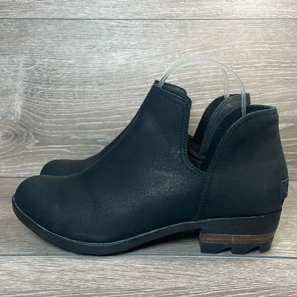 Sorel Lolla Cut Out Women’s Size 8 Black Leather Waterproof Slip On Ankle Boots