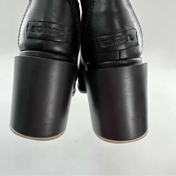 Sorel Margo Chelsea ankle booties size 10.5  41.5 black leather chunky boots